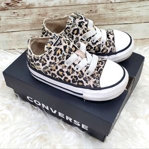 Converse toddler size 5